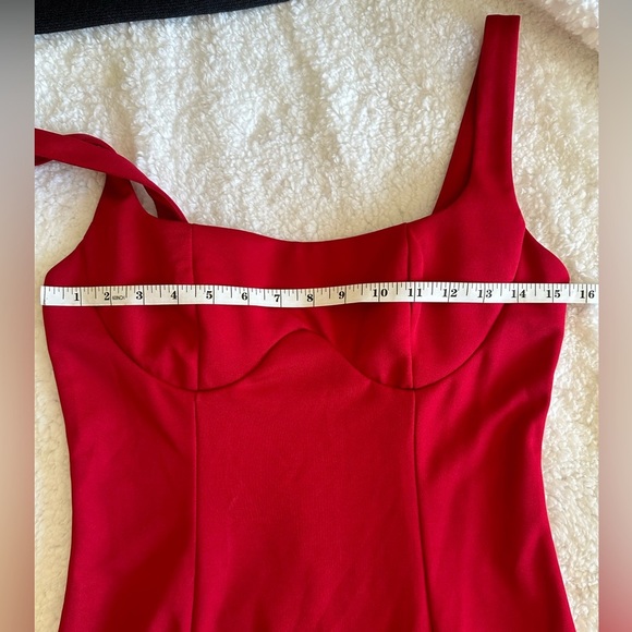 Elegant Red Mini Dress - Picture 5 of 7